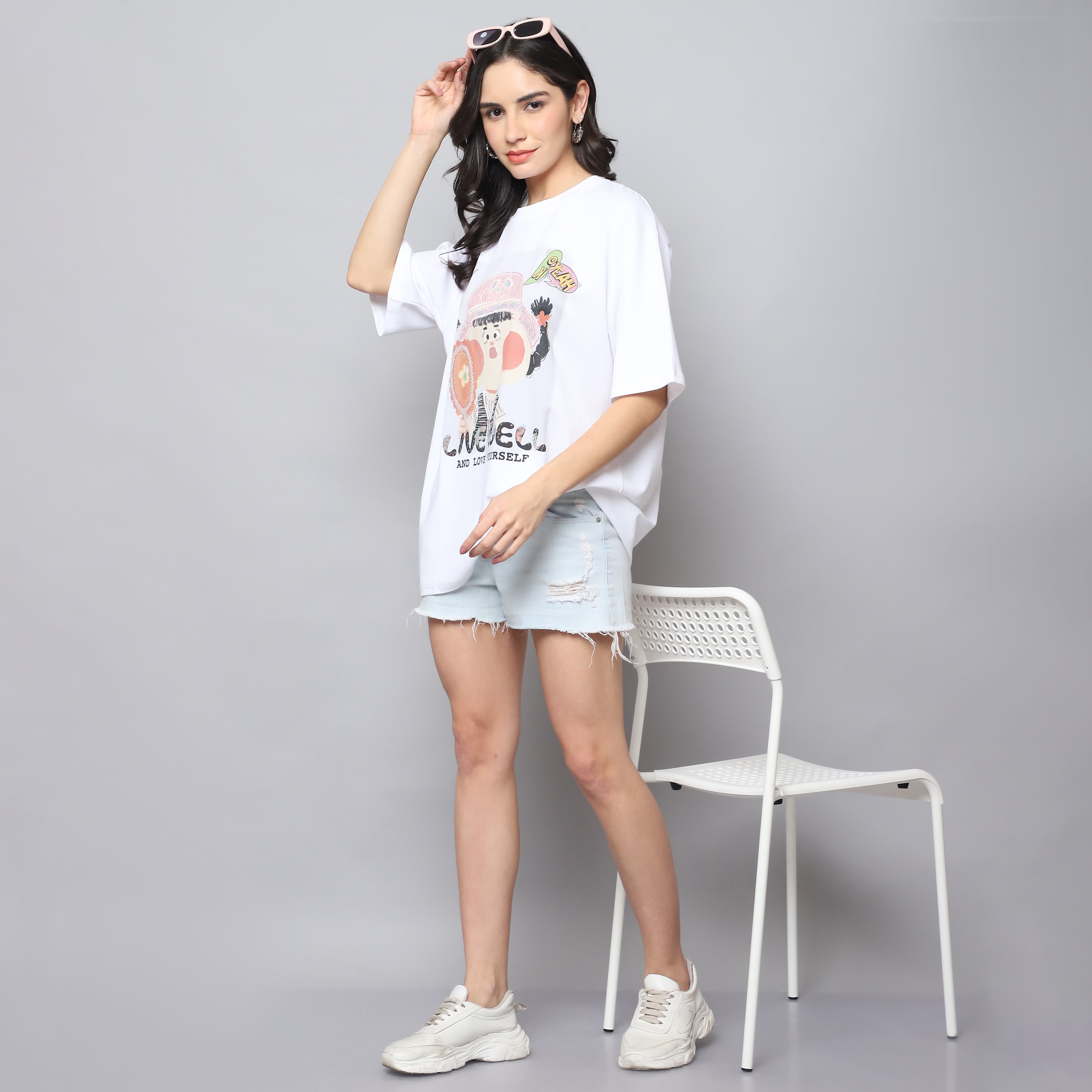 Women's Oversized T-Shirt with Cartoon Print