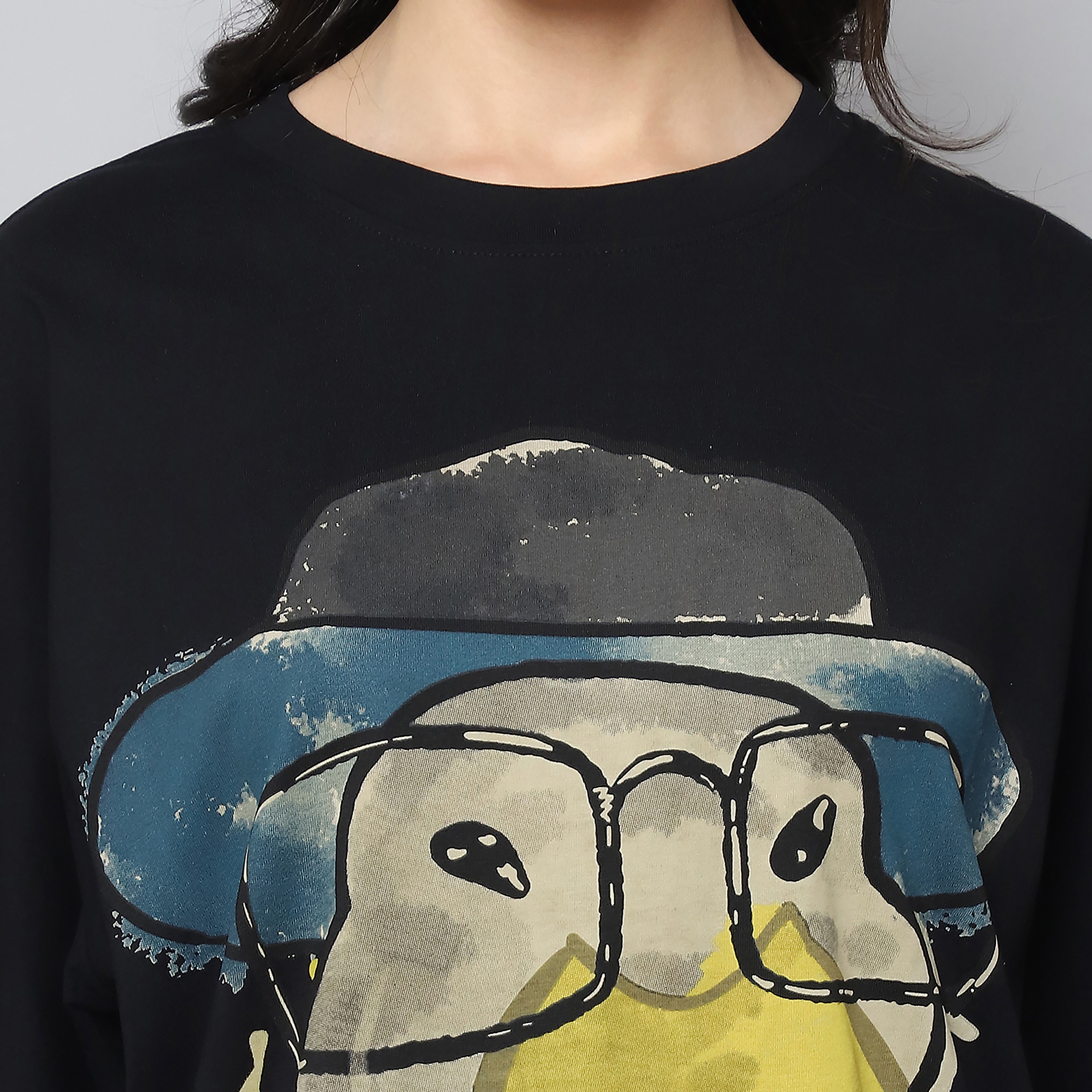 Women's Black Oversized Graphic T-Shirt