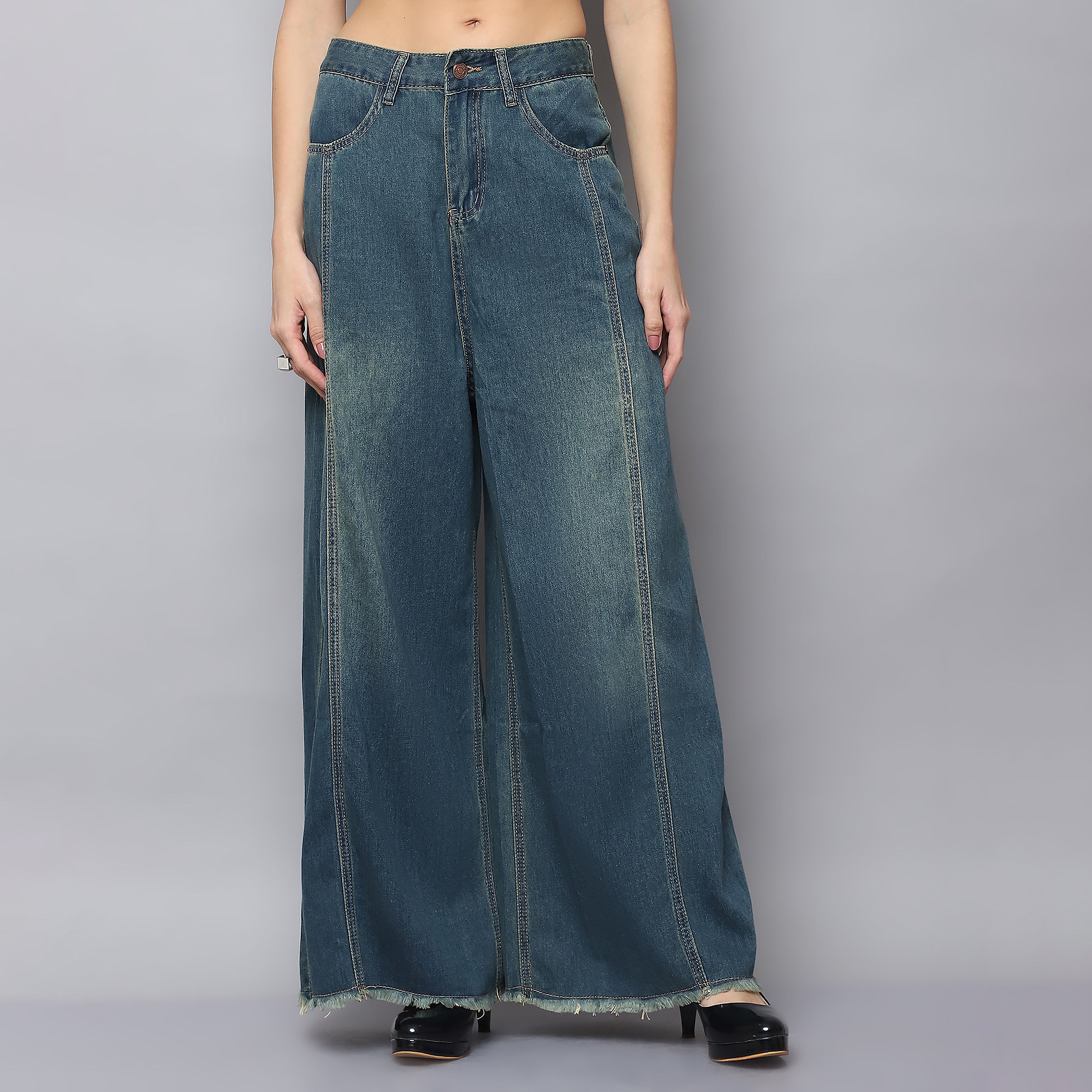 Heavy Fade Wide Leg Jeans – Mid Waist