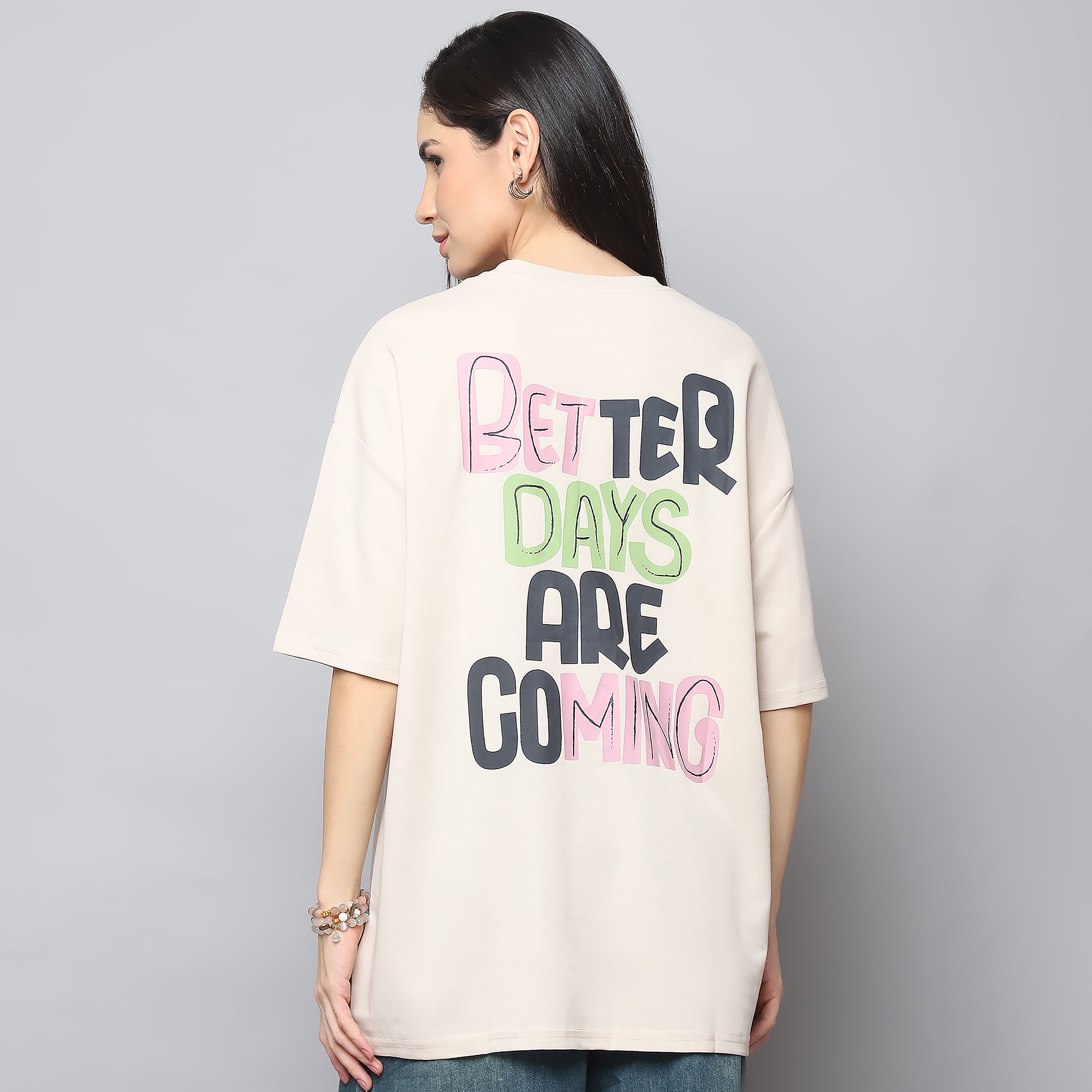 Oversized Graphic T-Shirt – Beige