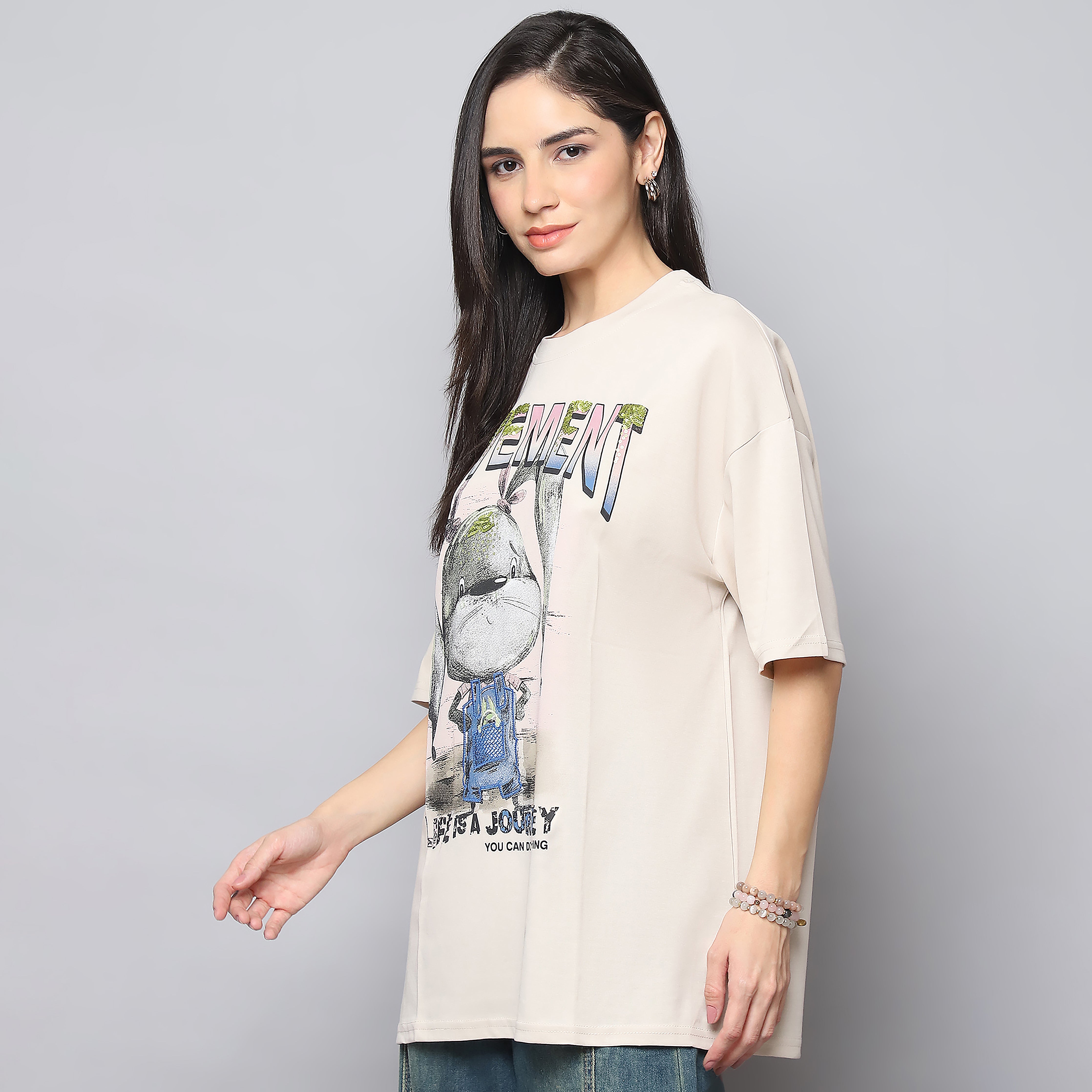 Oversized Graphic T-Shirt – Beige