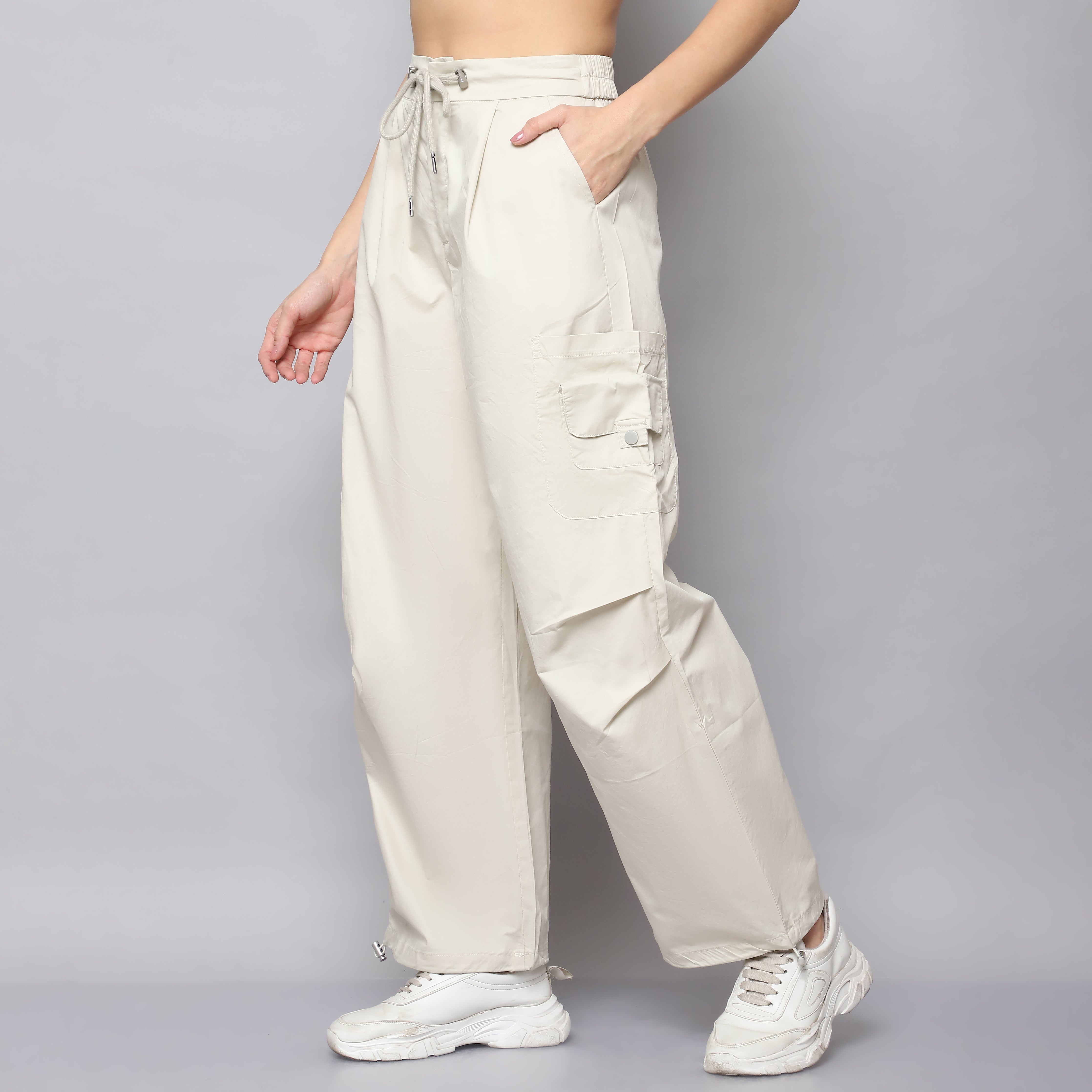 Women's Off-White Cargo Pants