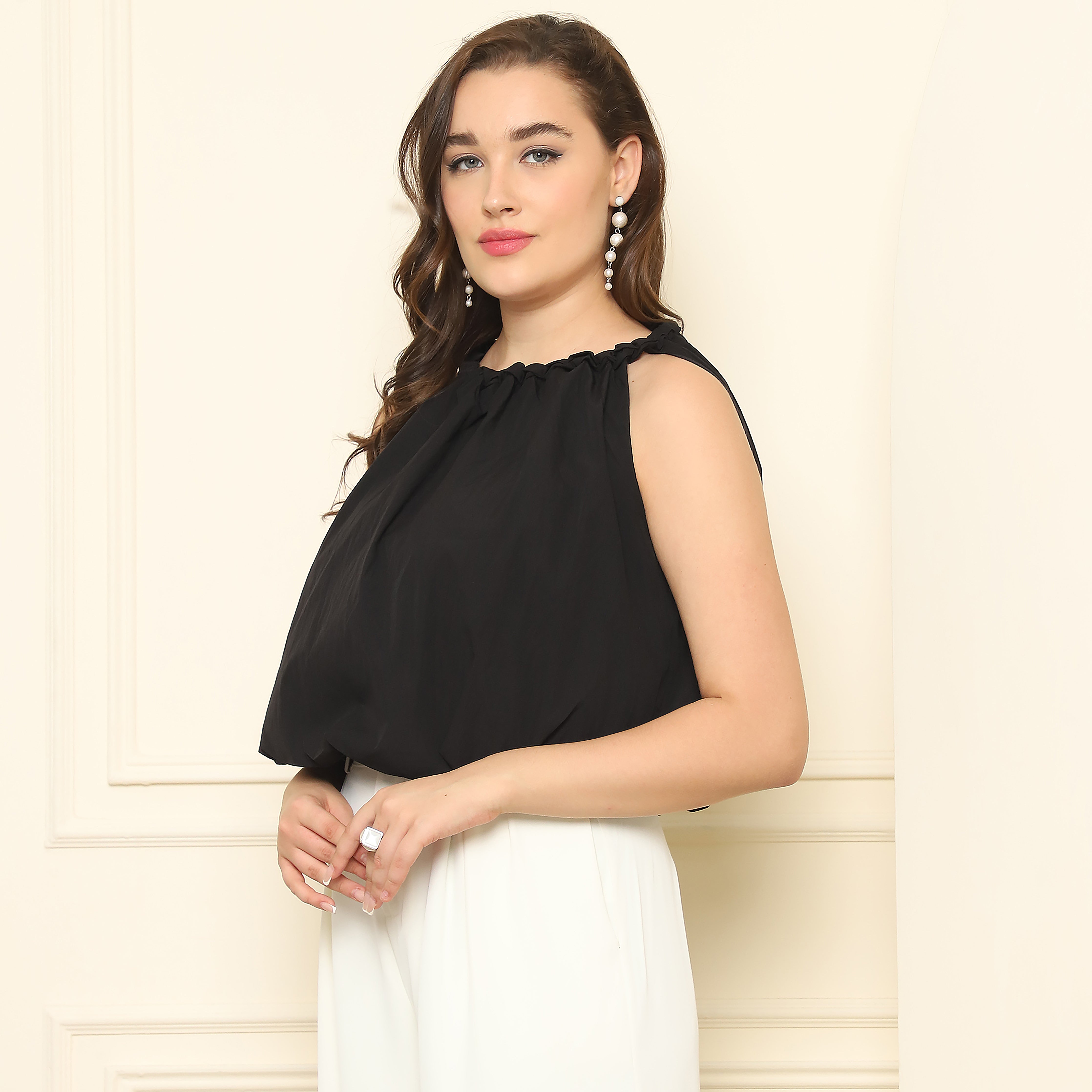 Halter Neck Balloon Top – Black