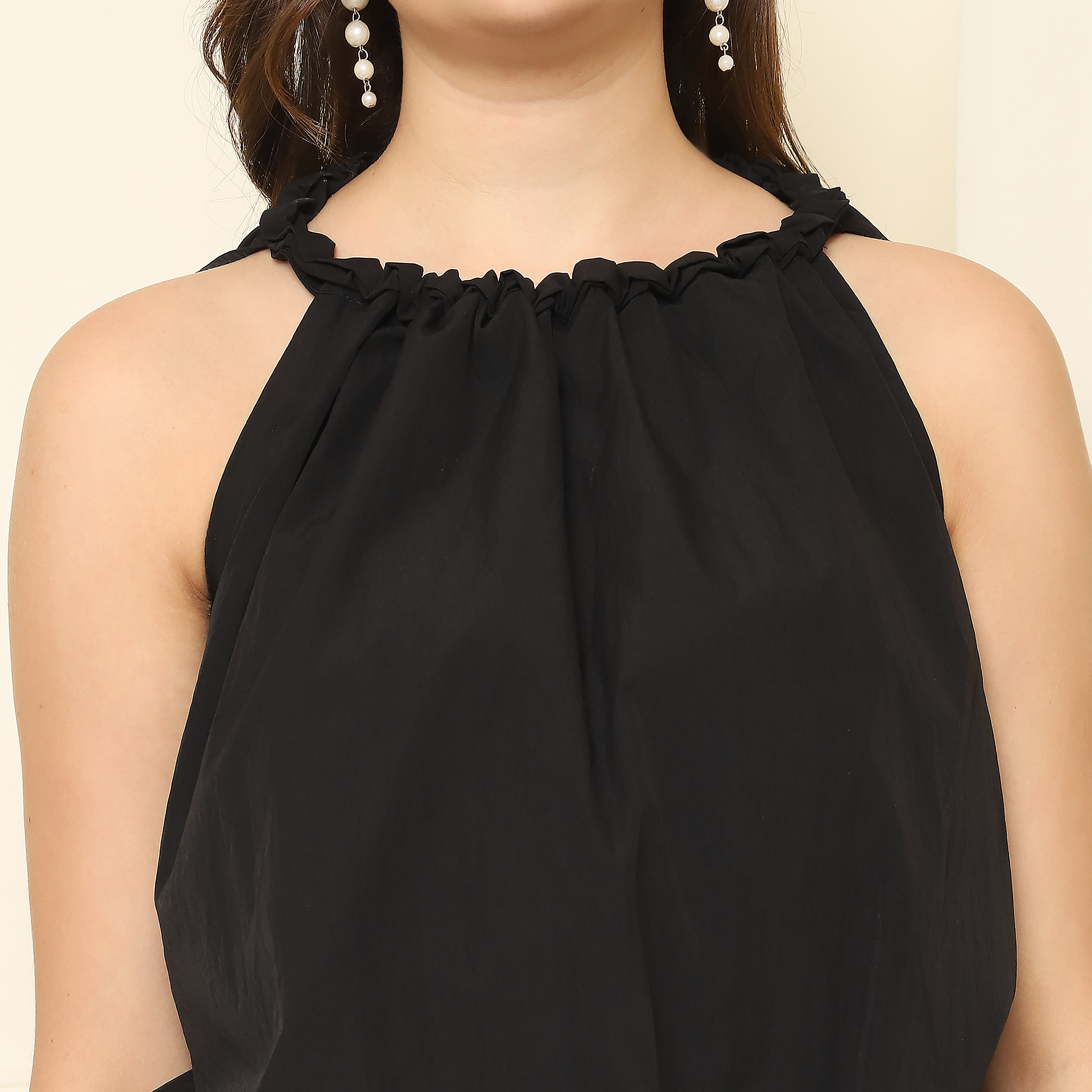 Halter Neck Balloon Top – Black